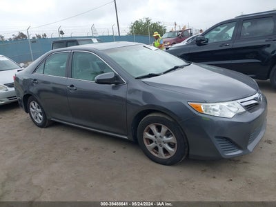 TOYOTA CAMRY HYBRID 2012