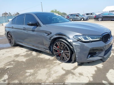 BMW M5 2022