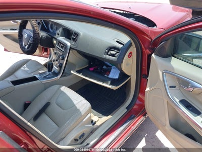 VOLVO S60 2012