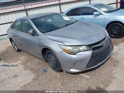 TOYOTA CAMRY 2015