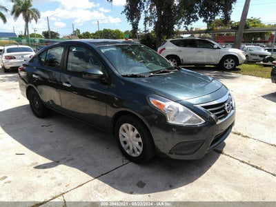 NISSAN VERSA 2017