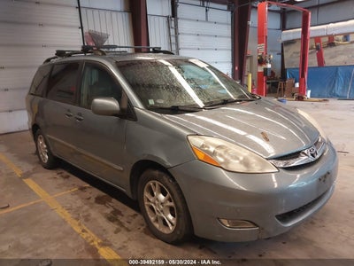 TOYOTA SIENNA 2006