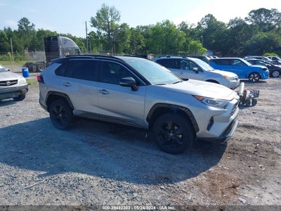 TOYOTA RAV4 2021