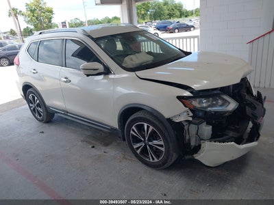 NISSAN ROGUE 2017