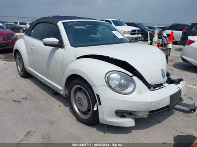 VOLKSWAGEN BEETLE 2016