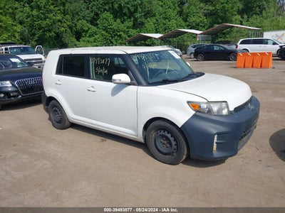 SCION SCION XB 2013
