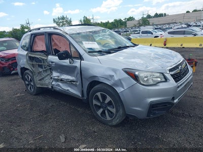 SUBARU FORESTER 2017