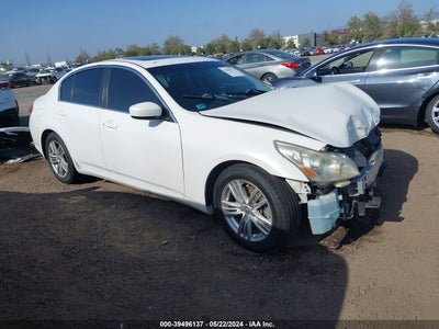 INFINITI JOURNEY 2013