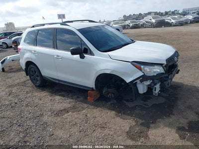 SUBARU FORESTER 2018