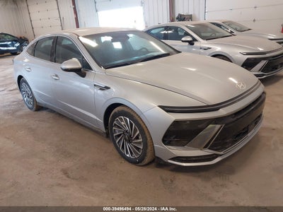 HYUNDAI SONATA HYBRID 2024