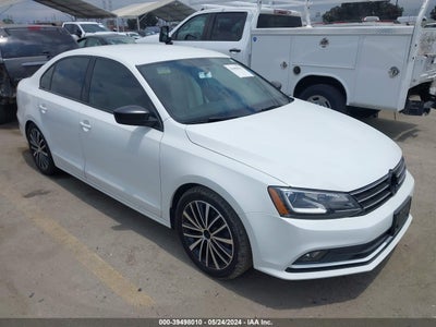 VOLKSWAGEN JETTA 2016