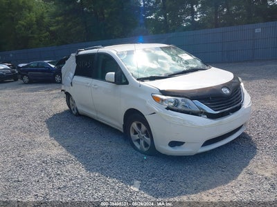 TOYOTA SIENNA 2011