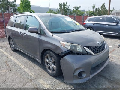 TOYOTA SIENNA 2014