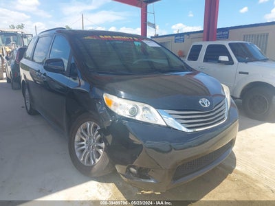 Toyota Sienna 2012