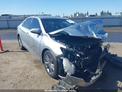 TOYOTA CAMRY 2015