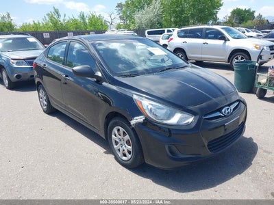 HYUNDAI ACCENT 2012