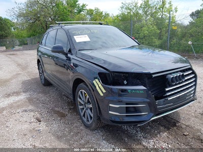 AUDI Q7 2017