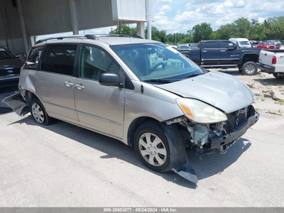 TOYOTA SIENNA 2004