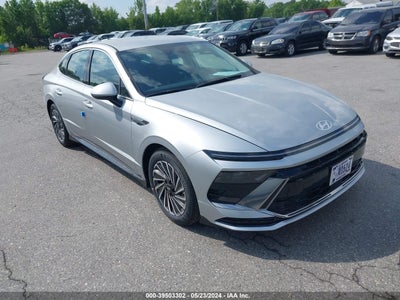 HYUNDAI SONATA HYBRID 2024