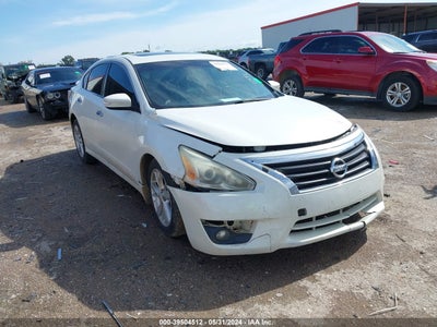 NISSAN ALTIMA 2015