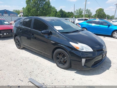 TOYOTA PRIUS 2014