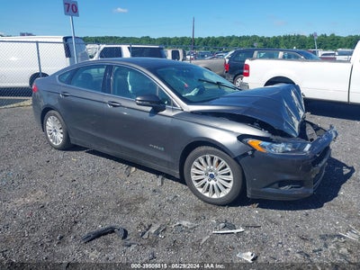 FORD FUSION HYBRID 2016