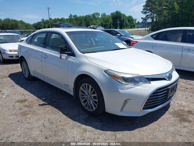 Toyota Avalon Hybrid 2017