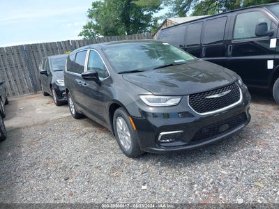 Chrysler Pacifica 2024