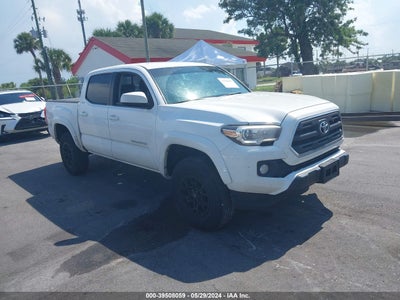 TOYOTA TACOMA 2017