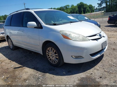 TOYOTA SIENNA 2010