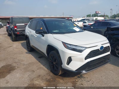 TOYOTA RAV4 2024