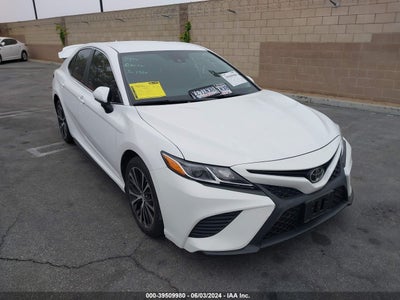 TOYOTA CAMRY 2019