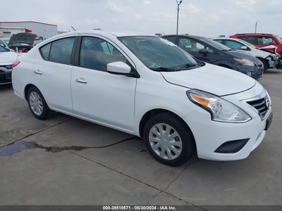 NISSAN VERSA 2019