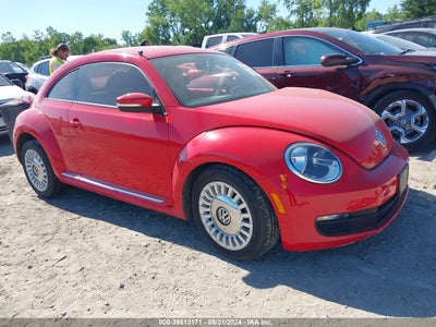 VOLKSWAGEN BEETLE 2014