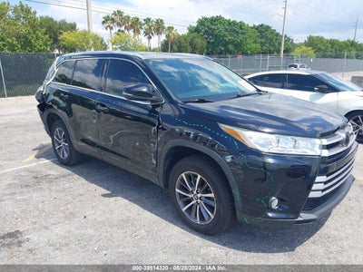 TOYOTA HIGHLANDER 2019