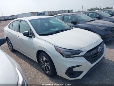SUBARU LEGACY 2024