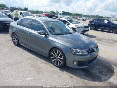 VOLKSWAGEN JETTA 2013