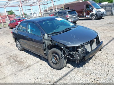 TOYOTA COROLLA 2011