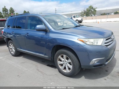 TOYOTA HIGHLANDER 2013