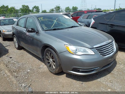 CHRYSLER 200 2013