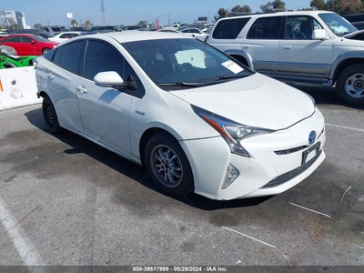 TOYOTA PRIUS 2018