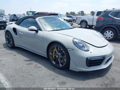 PORSCHE 911 2018