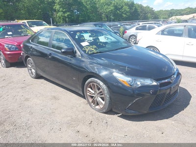 TOYOTA CAMRY 2015