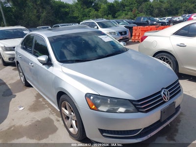 VOLKSWAGEN PASSAT 2.5 2012