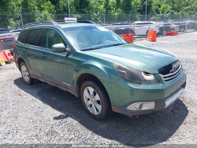 SUBARU OUTBACK 2012