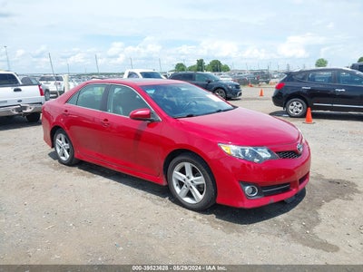 TOYOTA CAMRY 2012
