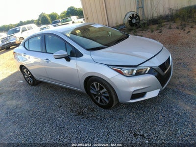 NISSAN VERSA 2021