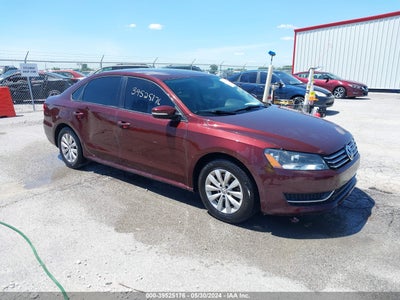 VOLKSWAGEN PASSAT 2013