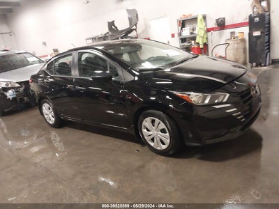 NISSAN VERSA 2023