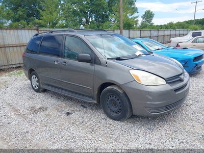 TOYOTA SIENNA 2005